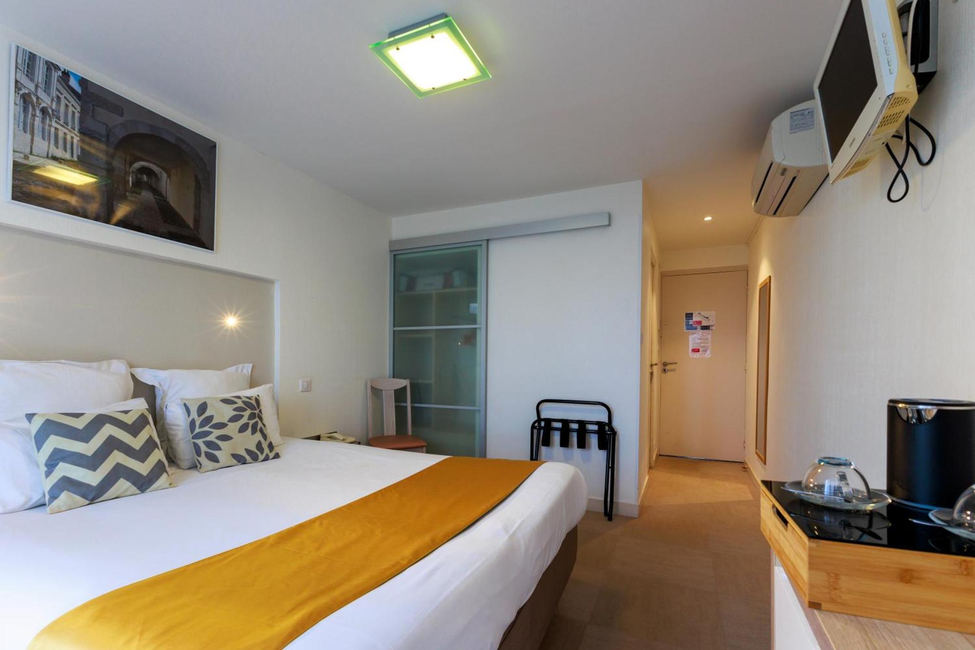 Logis Hotel Le Rochelois لا روشيل المظهر الخارجي الصورة