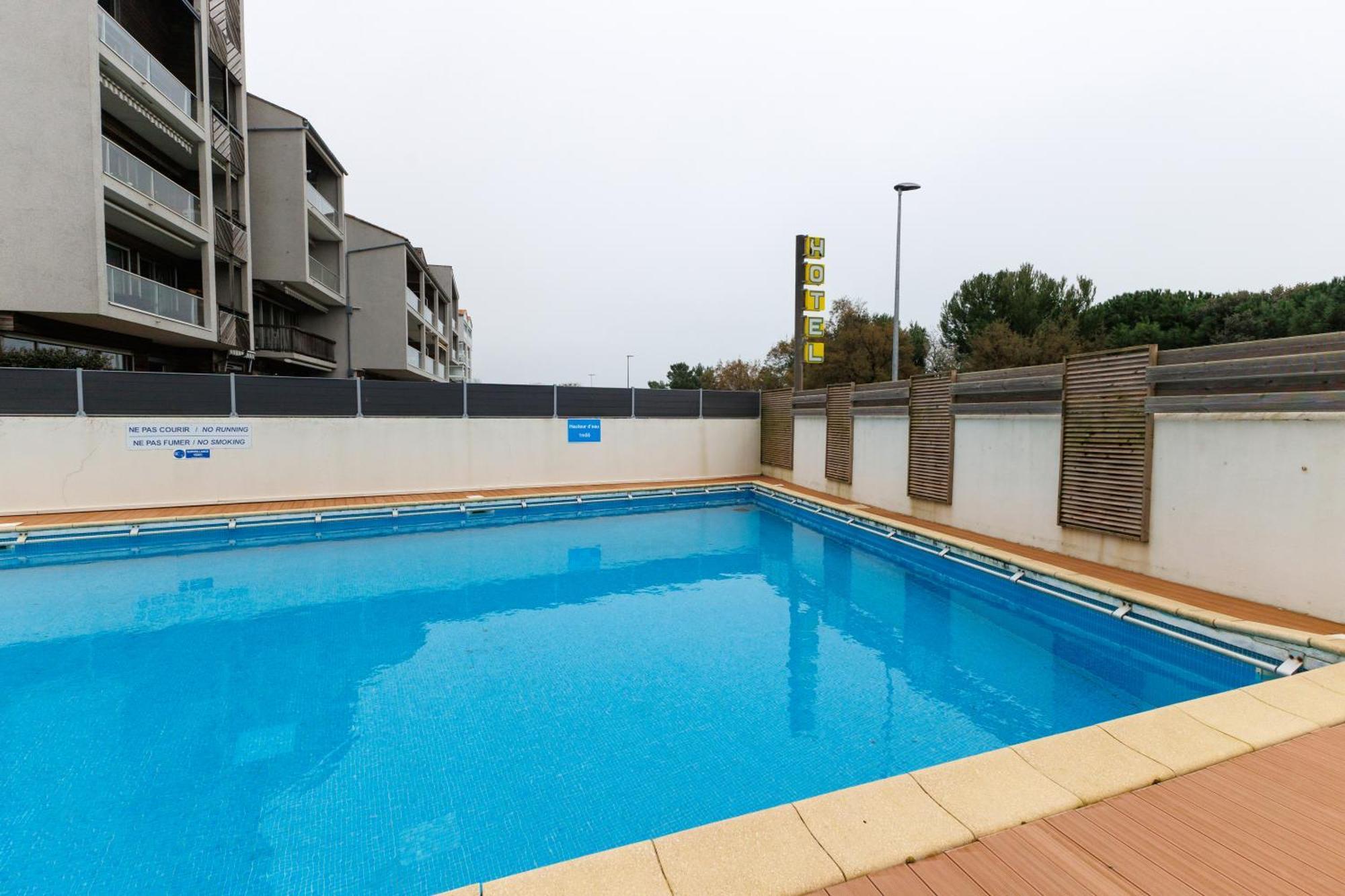 Logis Hotel Le Rochelois لا روشيل المظهر الخارجي الصورة