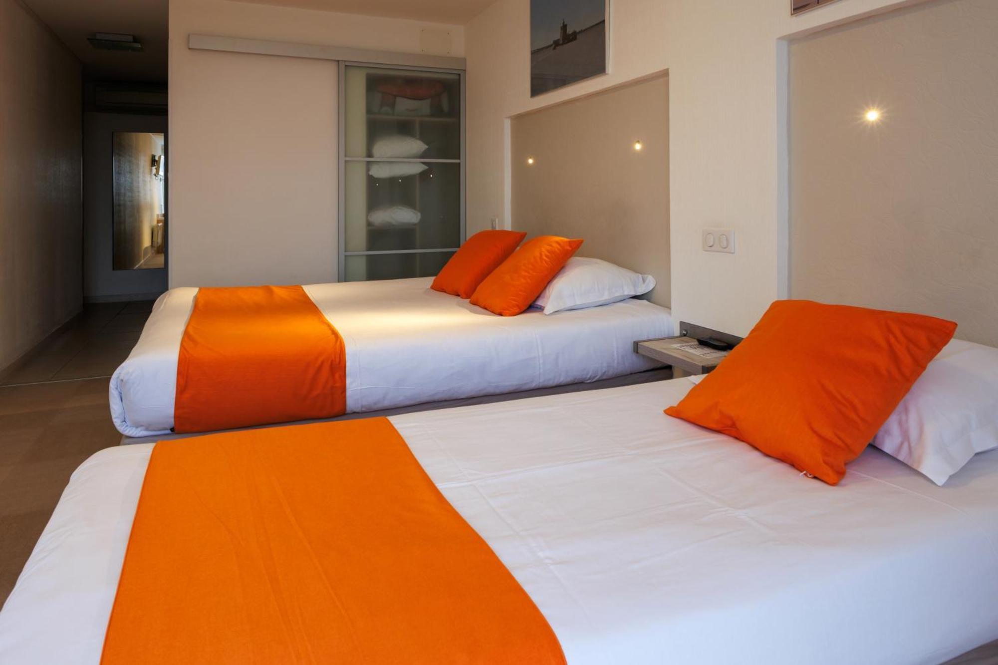 Logis Hotel Le Rochelois لا روشيل المظهر الخارجي الصورة